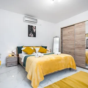 https://monza-apartment-ultracentral.bucharesthotelsnow.com