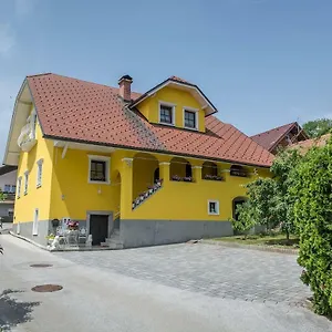 Appartement Apartma Ajda, Komenda